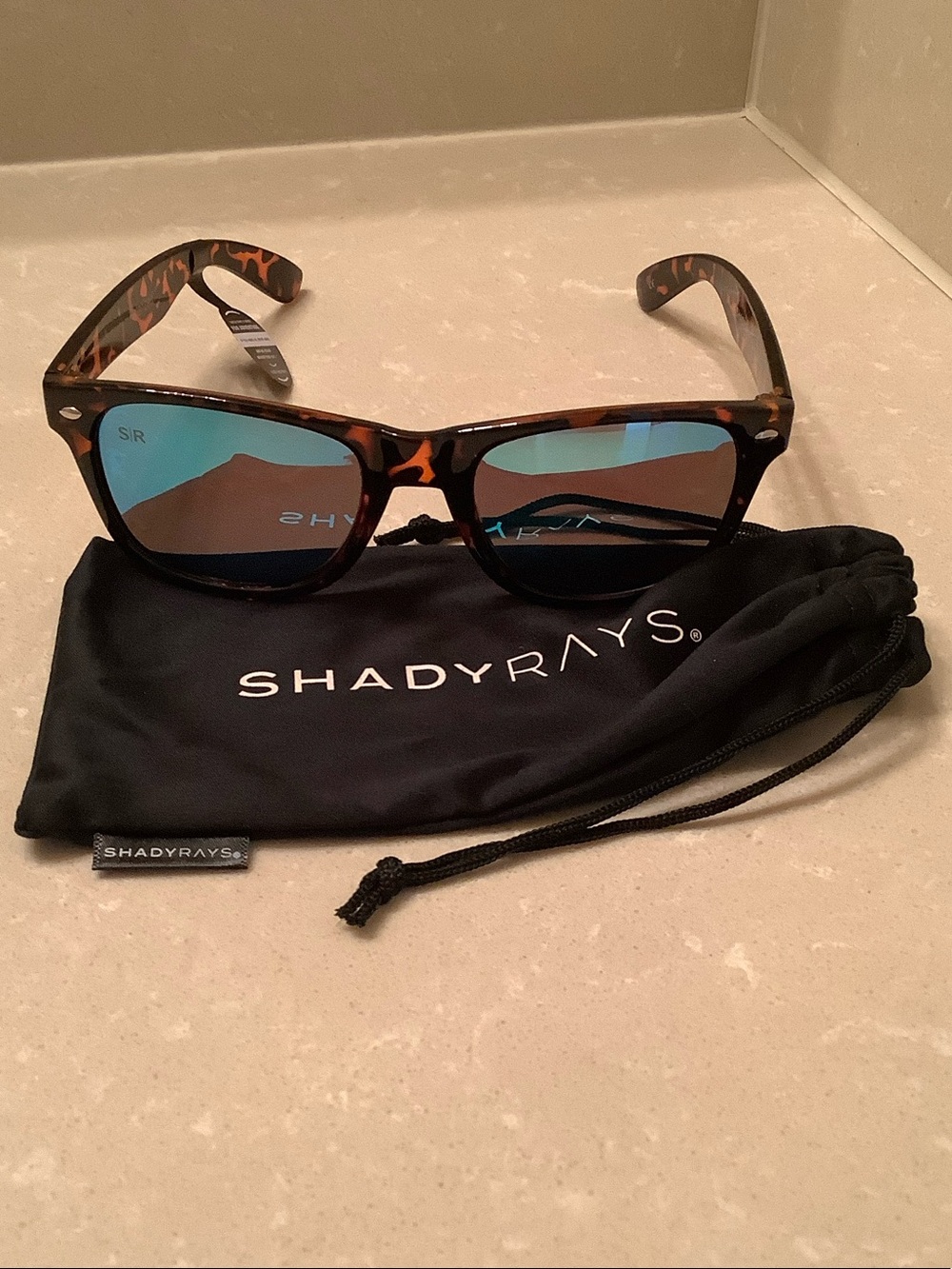 NWT ShadyRays Tortoiseshell Sunglasses w/ Blue Polarized Lenses & Soft Sleeve